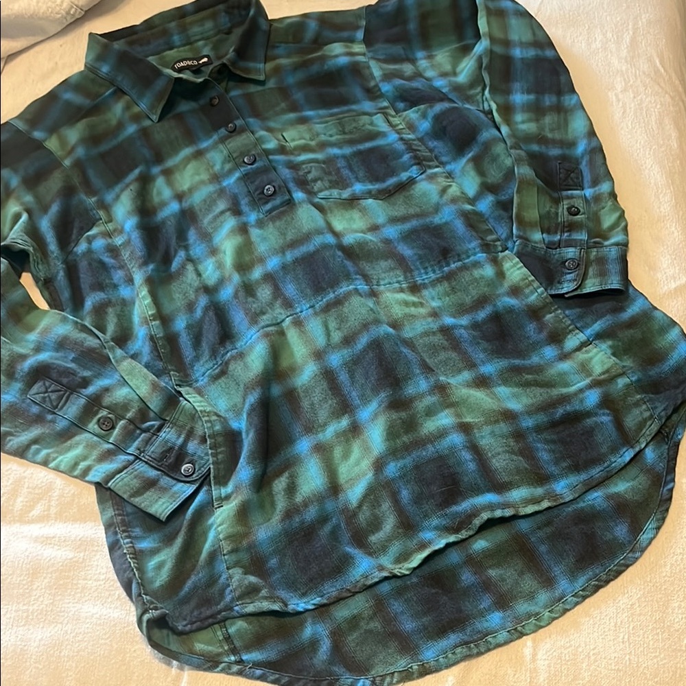 Women’s flannel Toad&Co Flannel pullover, size L
